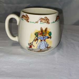 Royal Doulton vintage Bunnykins mug, 3”, Getting Dressed